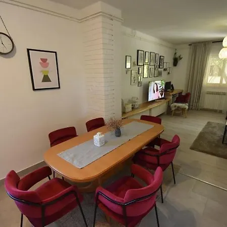 Apartman Vjera *
